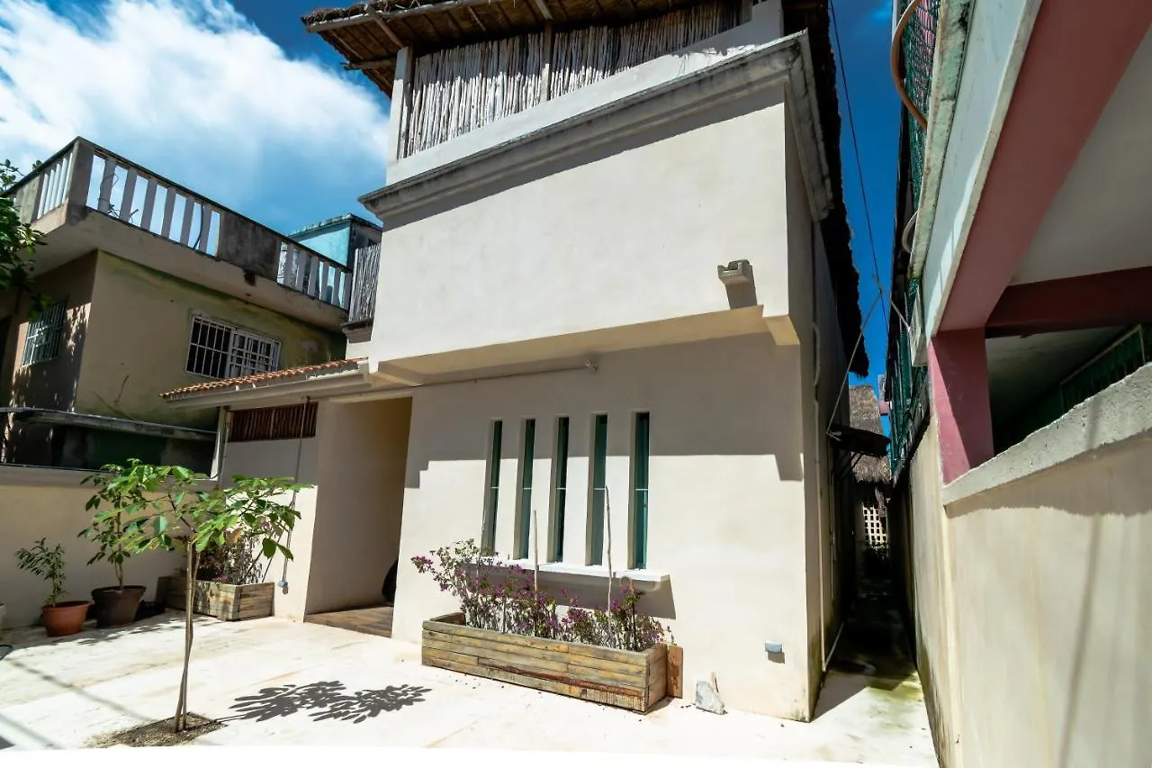 Hostal Casa Madre Naturaleza Cancún