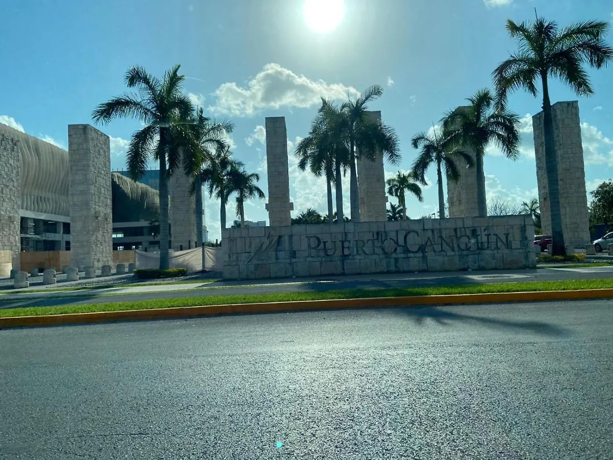 Gasthuis Hostal Casa Madre Naturaleza Cancún